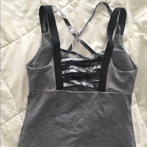 Lululemon Born Wild Tank Top Built in bra